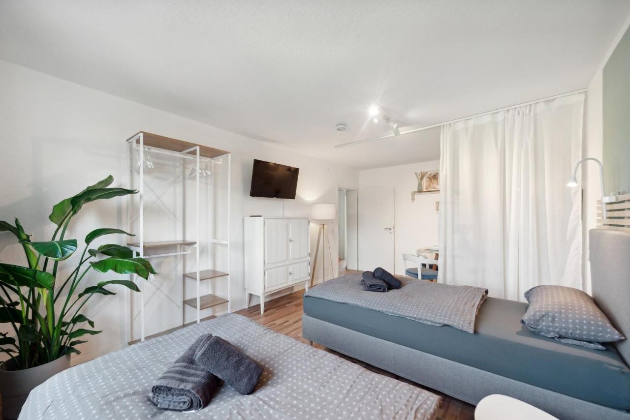 Amalfi Apartments A01 - Gemuetliche 2 Zi-Wohnung Mit Boxspringbetten Und Smart Tv Kaiserslautern Luaran gambar